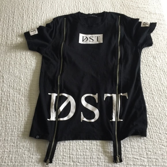 8ighth DSTRKT black cotton mix tee w/zipper front - Picture 1 of 7